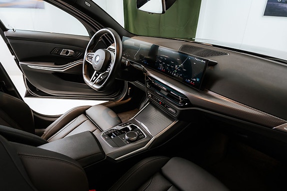 BMW 330e 9 of 14