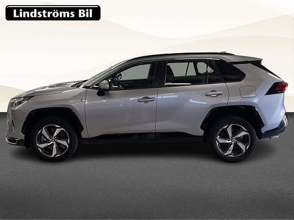 Toyota RAV4 6 of 19