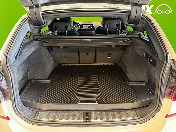BMW 320 16 of 23