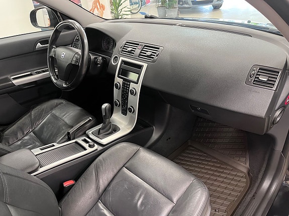 Volvo V50 12 of 15