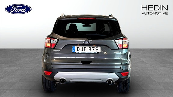 Ford Kuga 7 of 14