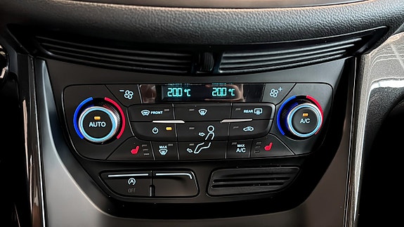 Ford Kuga 12 of 14
