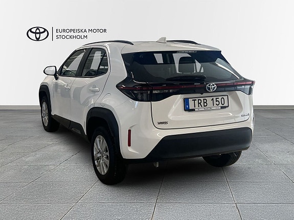 Toyota Yaris Cross 2 of 15