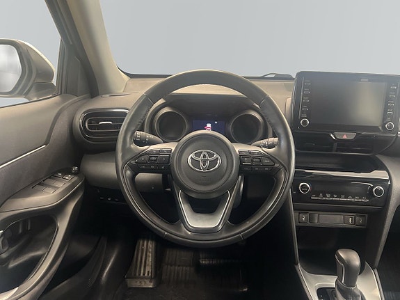 Toyota Yaris Cross 9 of 15