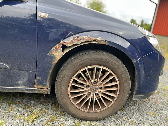 Opel Astra 11 of 12