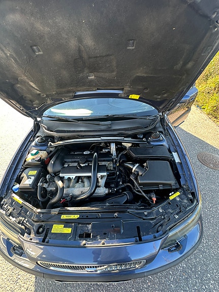 Volvo V70 8 of 23