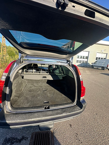 Volvo V70 15 of 23