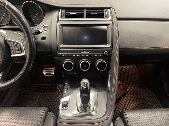 Jaguar E-PACE 11 of 26