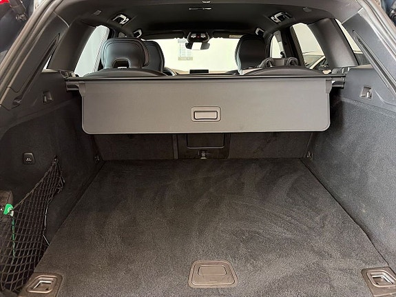 Volvo XC60 17 of 24