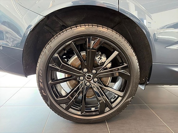 Volvo XC60 21 of 24