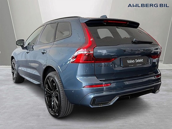 Volvo XC60 3 of 24