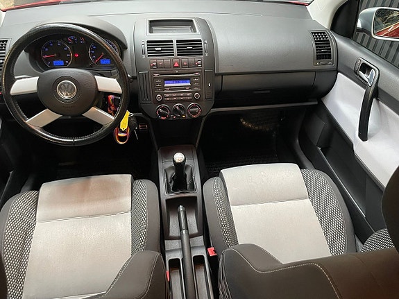 Volkswagen Polo Cross 7 of 18