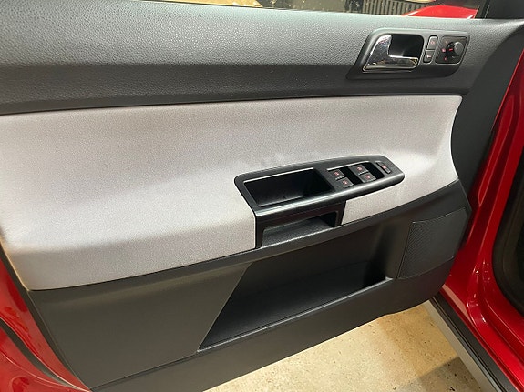Volkswagen Polo Cross 11 of 18