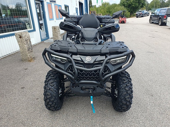 CFMOTO Cforce 850 Black Edition 7 of 12