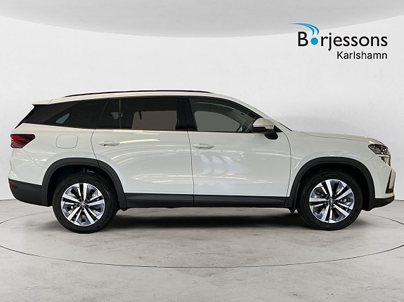 Skoda Kodiaq 2 of 8