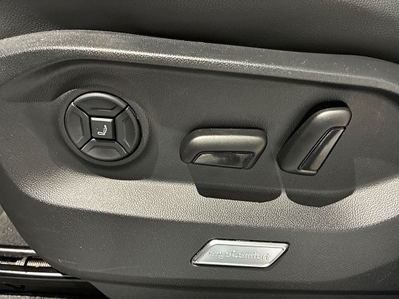 Volkswagen Touareg 26 of 27