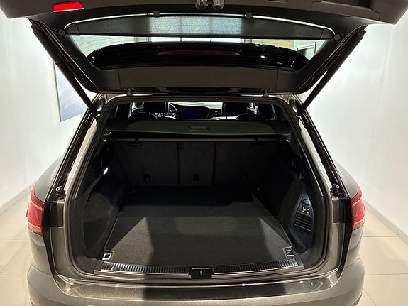 Volkswagen Touareg 22 of 27