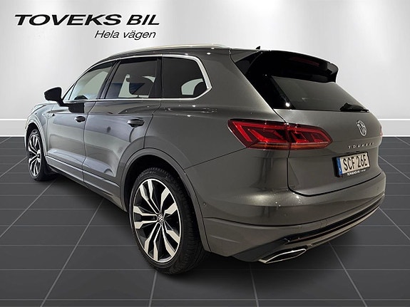 Volkswagen Touareg 4 of 27