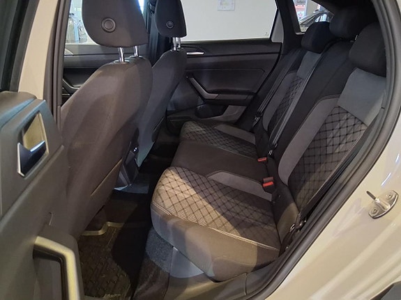 Volkswagen Taigo 7 of 8