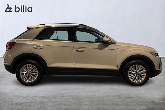 Volkswagen T-Roc 5 of 22