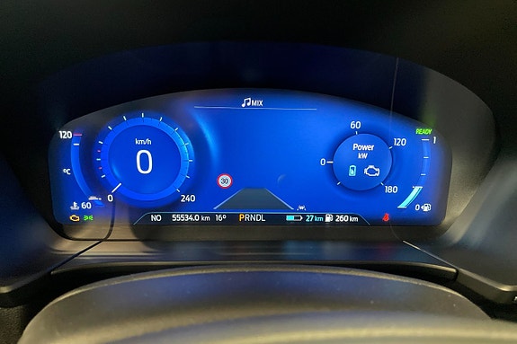 Ford Kuga 10 of 16