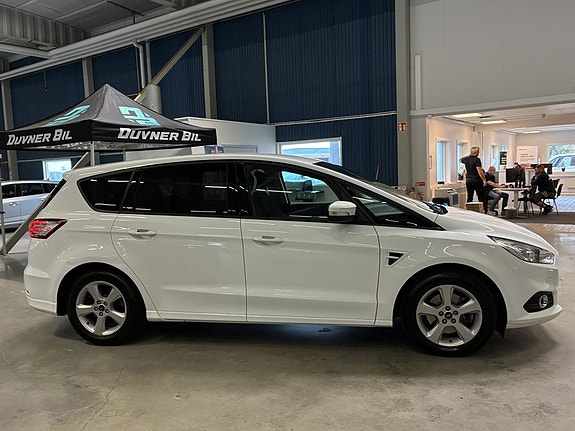 Ford S-MAX 3 of 17