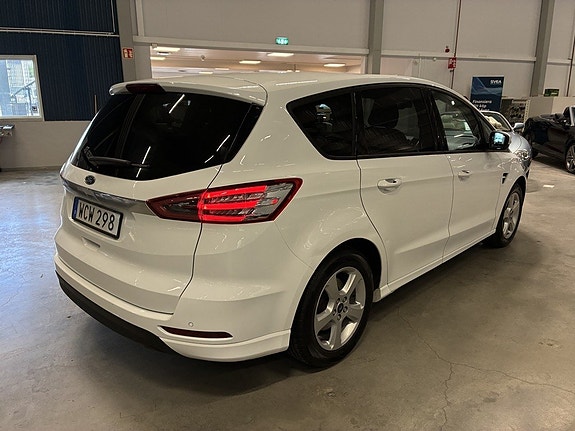 Ford S-MAX 4 of 17