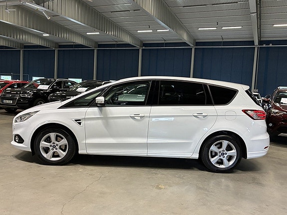 Ford S-MAX 6 of 17