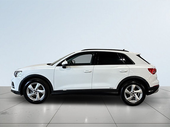 Audi Q3 3 of 19