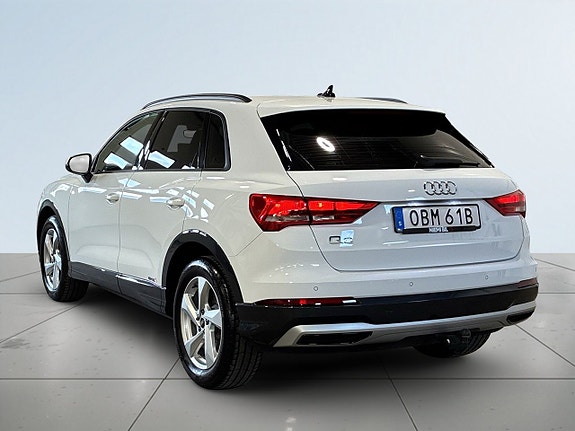 Audi Q3 4 of 19