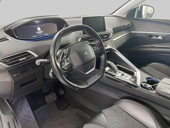 Peugeot 3008 13 of 18