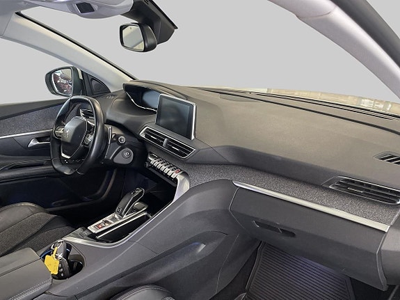 Peugeot 3008 9 of 18