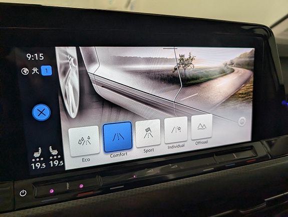 Volkswagen Golf Alltrack 15 of 20
