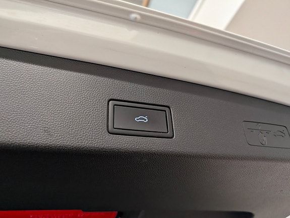 Volkswagen Golf Alltrack 6 of 20