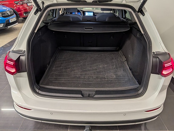 Volkswagen Golf Alltrack 5 of 20