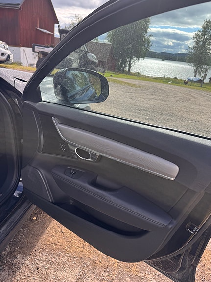 Volvo V90 Cross Country 14 of 19