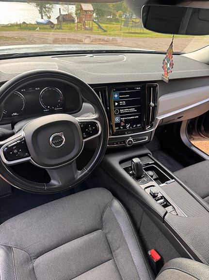 Volvo V90 Cross Country 15 of 19