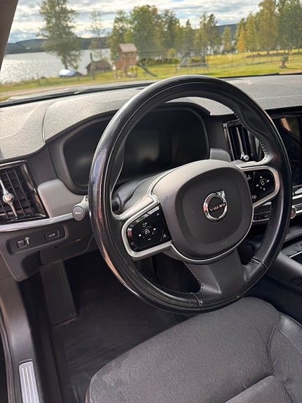 Volvo V90 Cross Country 10 of 19