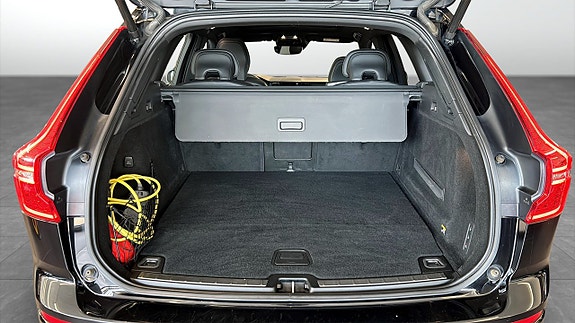 Volvo XC60 14 of 20
