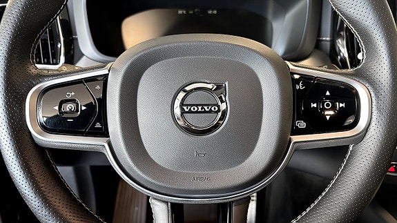 Volvo XC60 19 of 20
