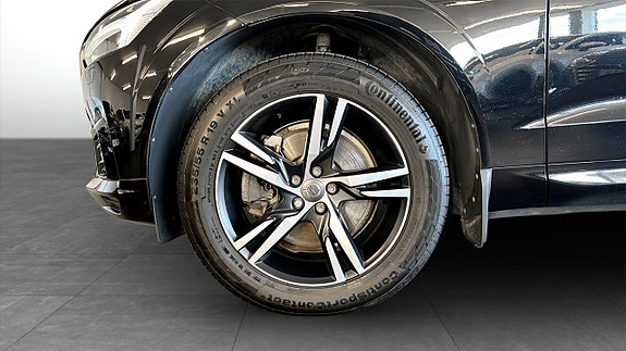 Volvo XC60 6 of 20