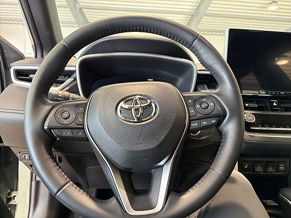 Toyota Corolla Cross 14 of 22