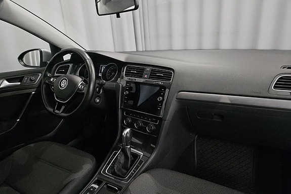 Volkswagen Golf I 7 of 9
