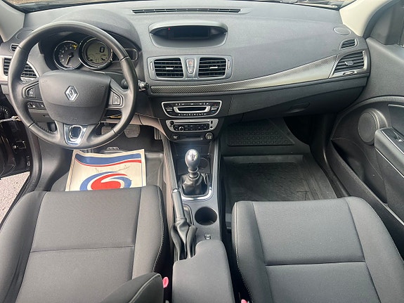 Renault Megane 8 of 10