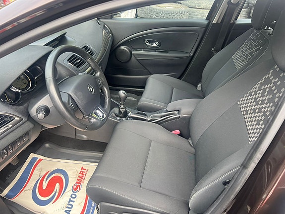 Renault Megane 10 of 10