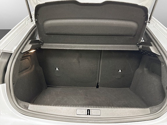 Peugeot 208 15 of 15