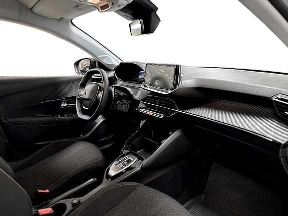 Peugeot 208 11 of 15