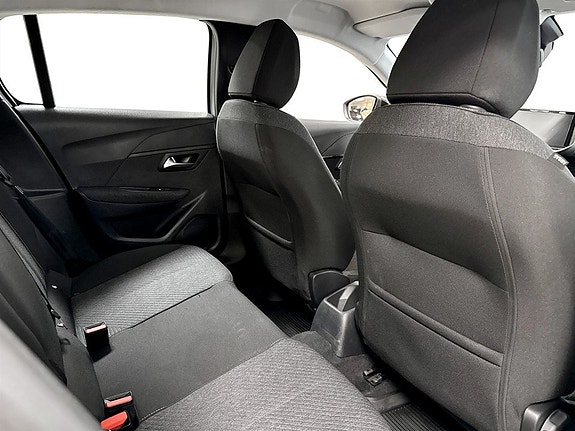 Peugeot 208 12 of 15