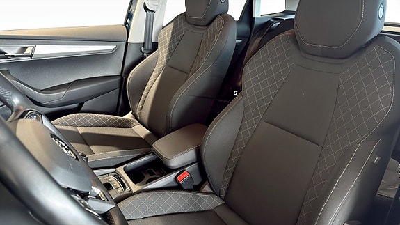 Skoda Karoq 8 of 14