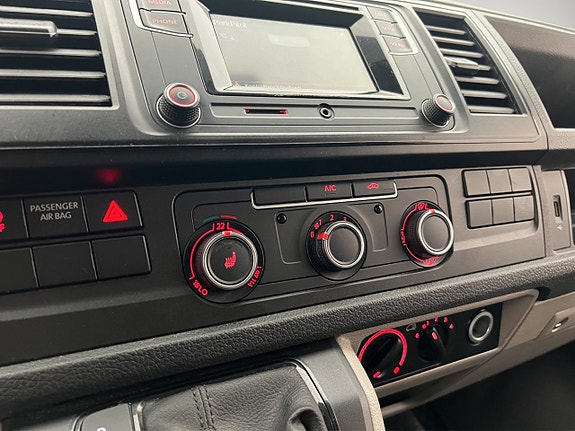 Volkswagen Transporter 22 of 29